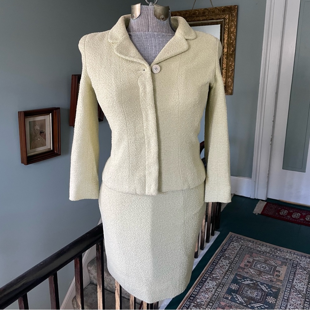 CHANEL Vintage 1998 Pale Celery Green Bouclé Two-Piece Skirt Suit
